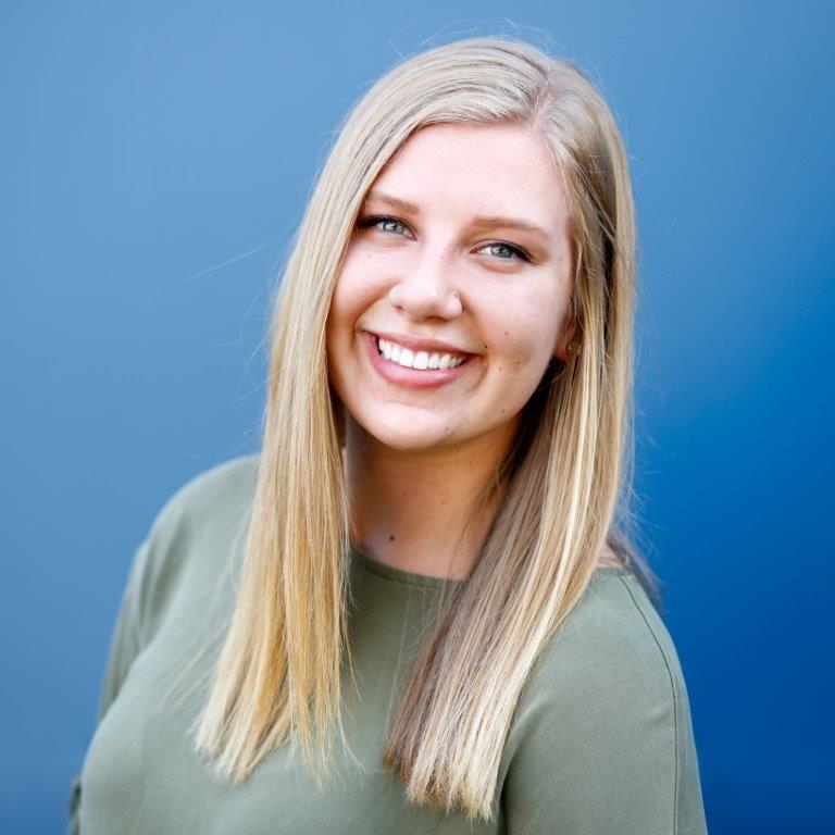 Bre, Dental Assistant & Friendtist